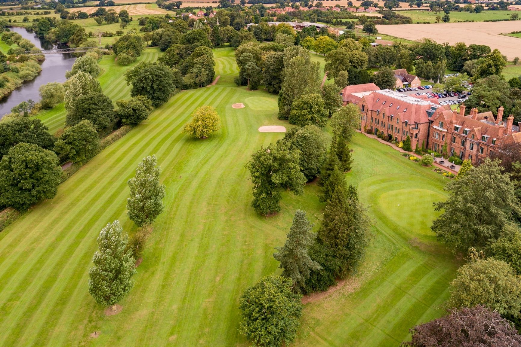 GOLF COURSE