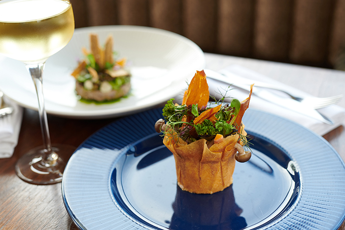 hotel-restaurant-Tasting-Menu-Starter_700px